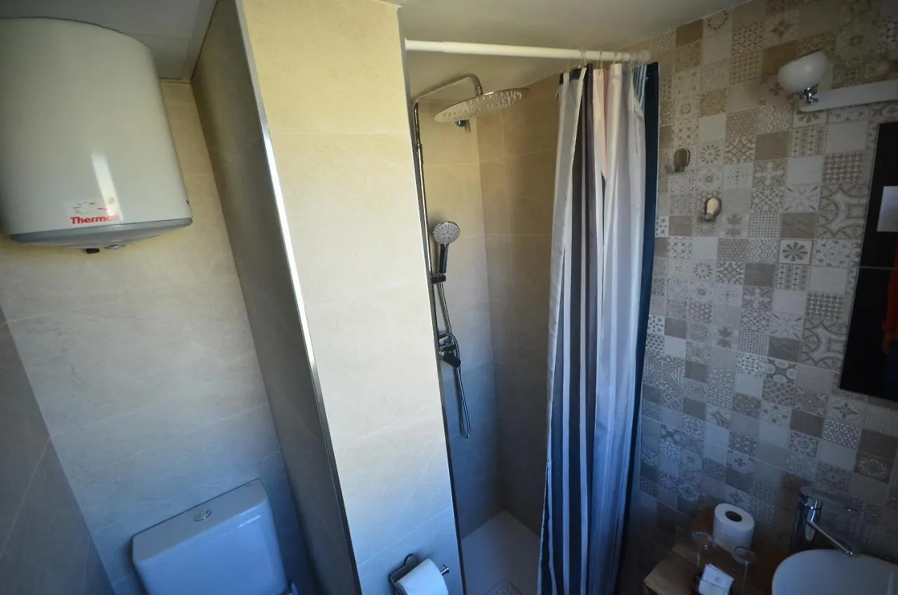 Hostal La Palmera Torremolinos 2*,