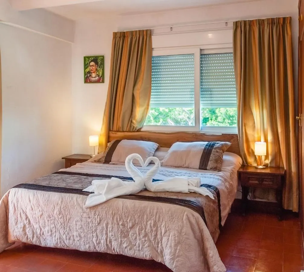 Hostal La Palmera Torremolinos Guest house